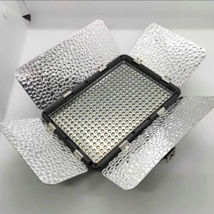 Відеосвітло Led 330 + штатив
