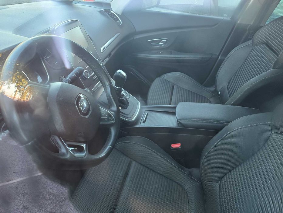 Carrinha Renault Grand Scénic