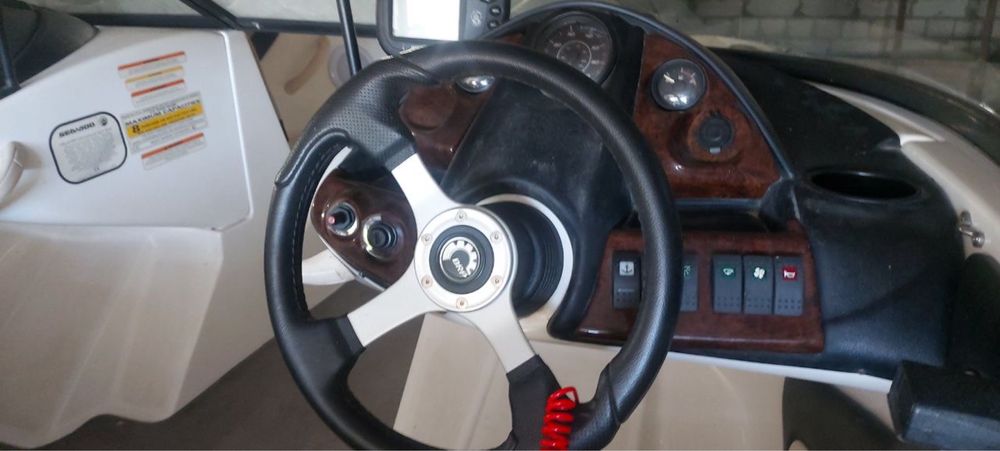 Продам фактично новий катер see-doo Утопія-205 з канадським лафетом