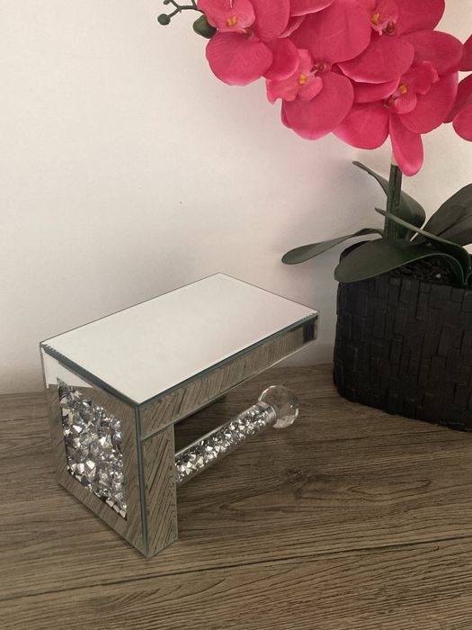 Lustrzany uchwyt na papier toaletowy lustro glamour kryształki