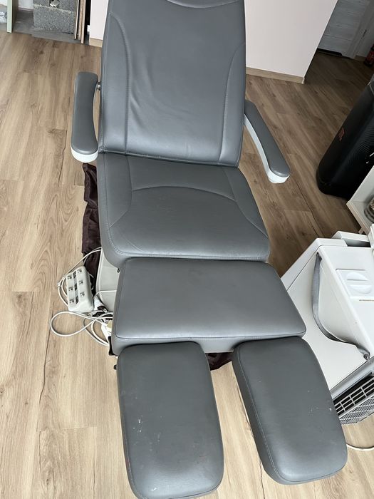 Fotel kosmetyczno-podologoczny