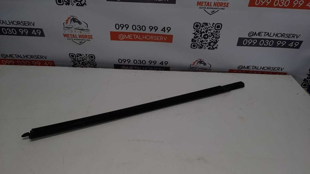 Продам внутрянку задньої лівої дверки на Acura ZDX.