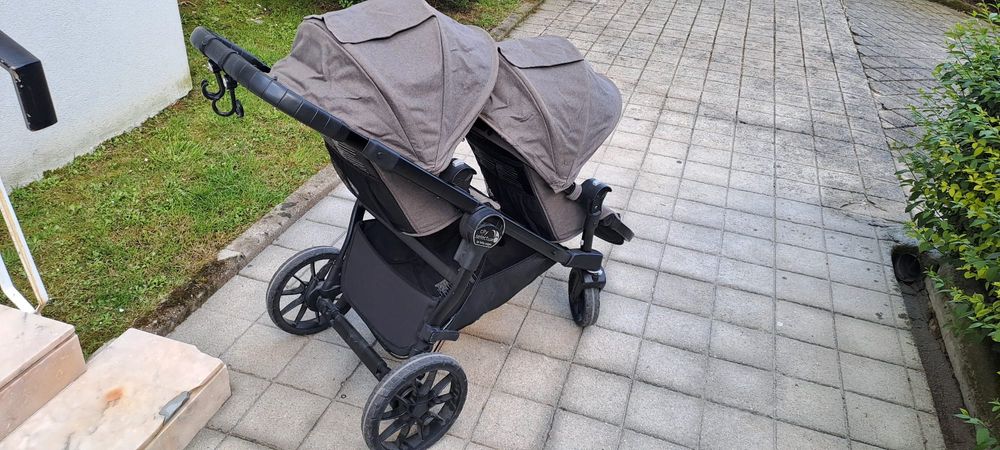 Carrinho de gémeos Baby Jogger City Select LUX