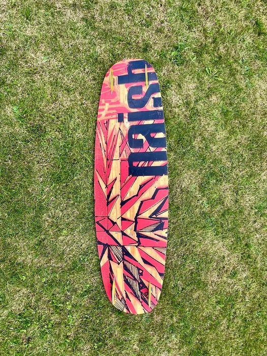 Deska do kita Naish 133