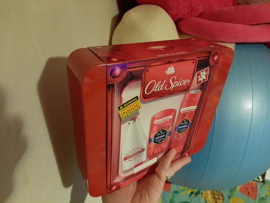 Old Spice Captain,Prezent dla faceta: Dezodorant,Żel,Balsam po goleniu