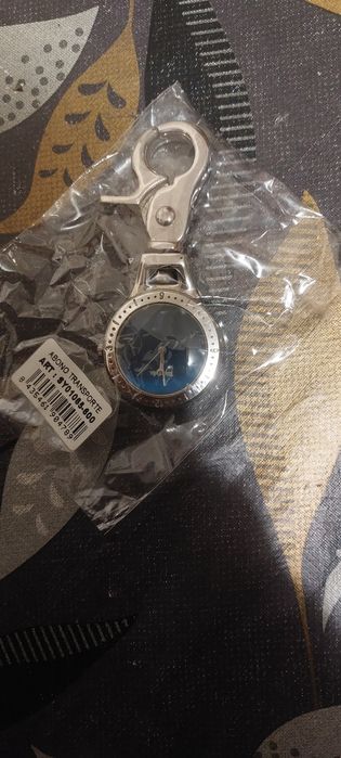 Porta chave com relógio