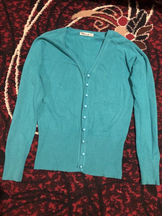 Кофтинка на ґудзиках