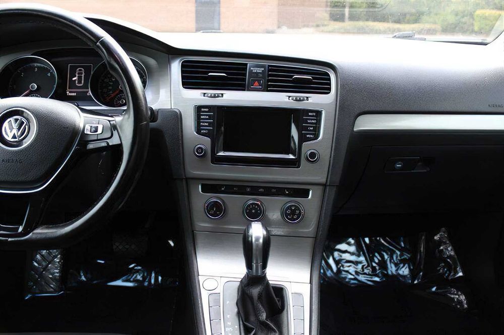 Volkswagen Golf Sportwagen Tdi S      2015