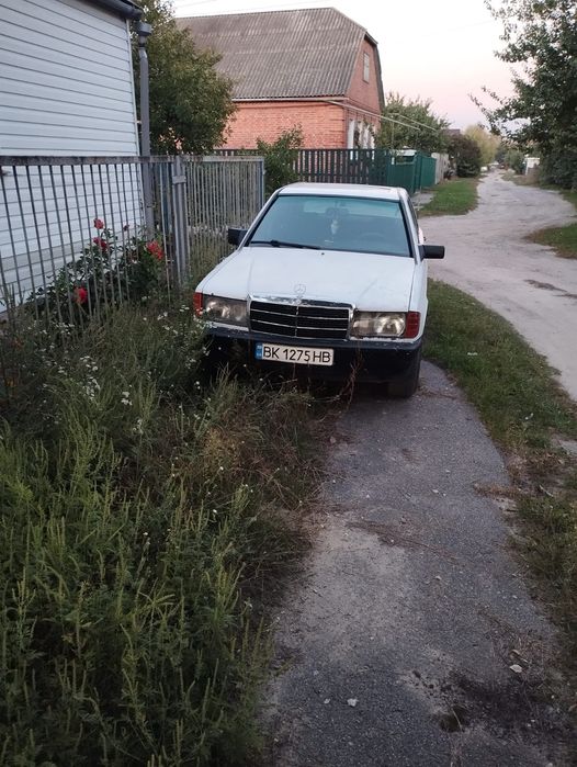 Продам Мерседес 201