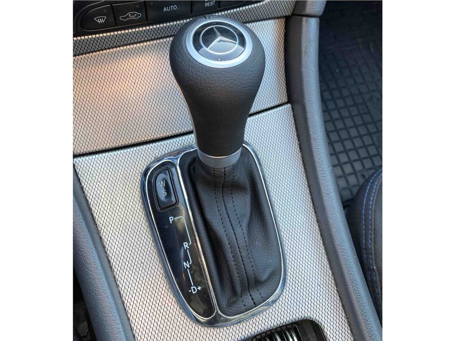 Mercedes C-class W203 2000-2007 Ручка та чохол КПП A2032672088 (АКПП)