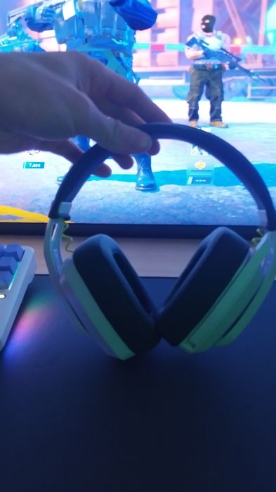 Беспроводные наушники