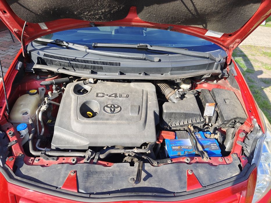 Sprzedam toyotę Auris 1.4 D4D
