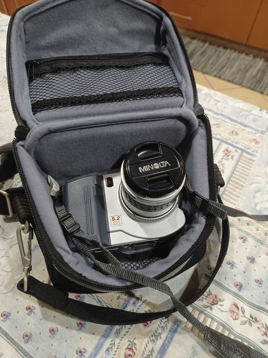 Máquina fotográfica Minolta