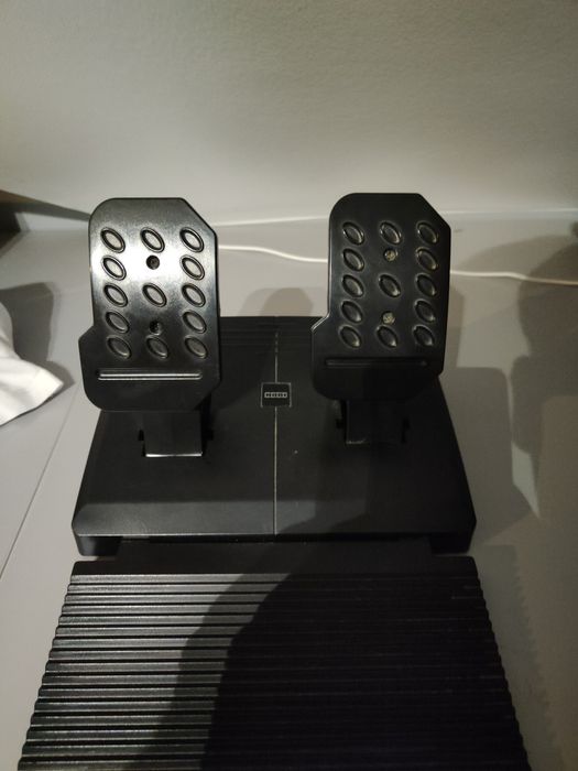 HORI PS4 Kierownica Racing Wheel APEX