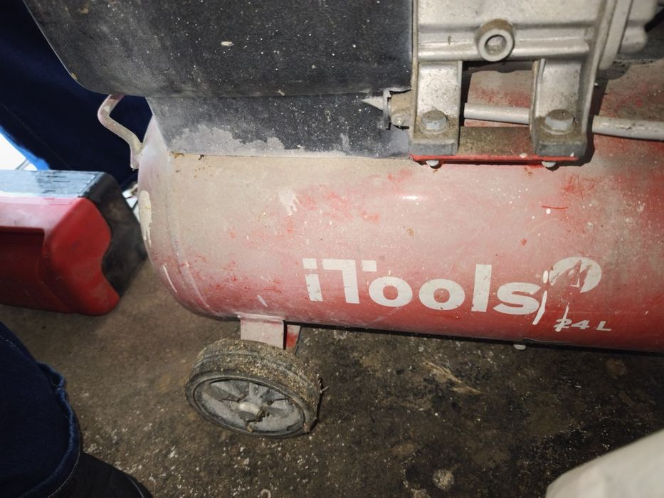 Várias máquinas de construção