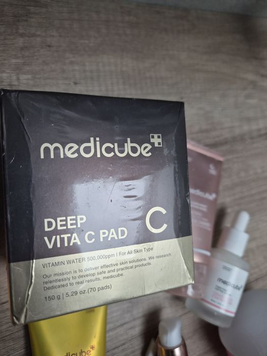 Medicube age-r booster pro plua koametyki