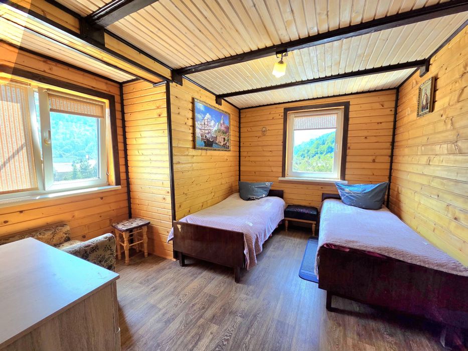 Унікальна пропозиція в Сколе: будинок з басейном і сауною!!!