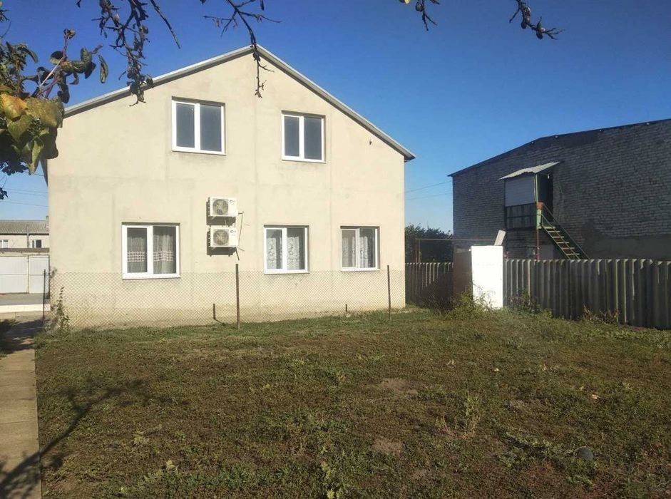 Продам дом в 20 мин. езды от Одессы. 200 кв.м. 5 соток с Гос актом
