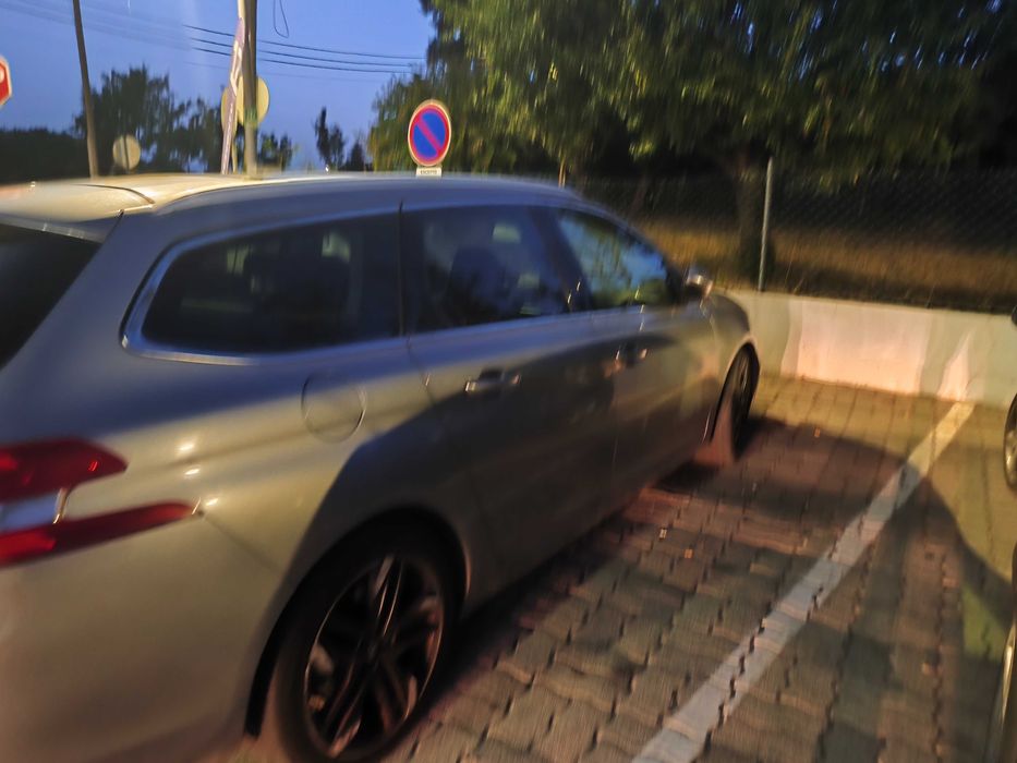Peugeot 308 vendo ou troco