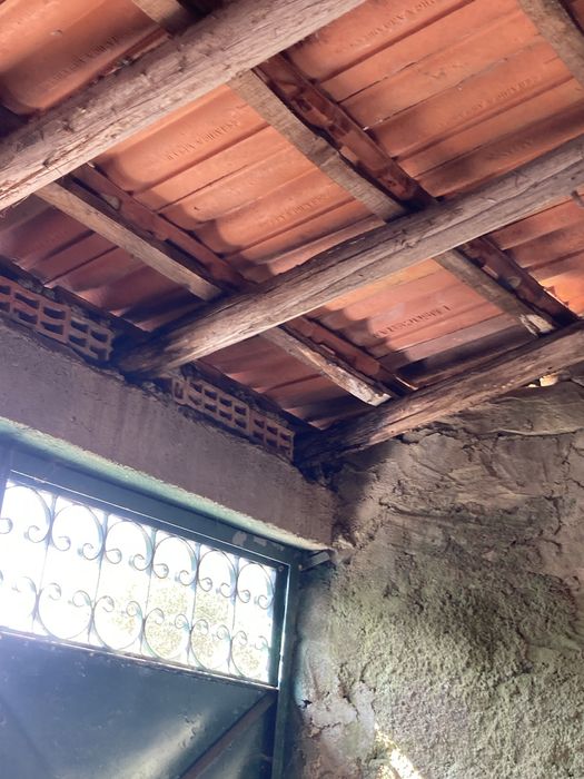 Armazem / Garagem para venda na Junceira - Peral - Proenca a Nova