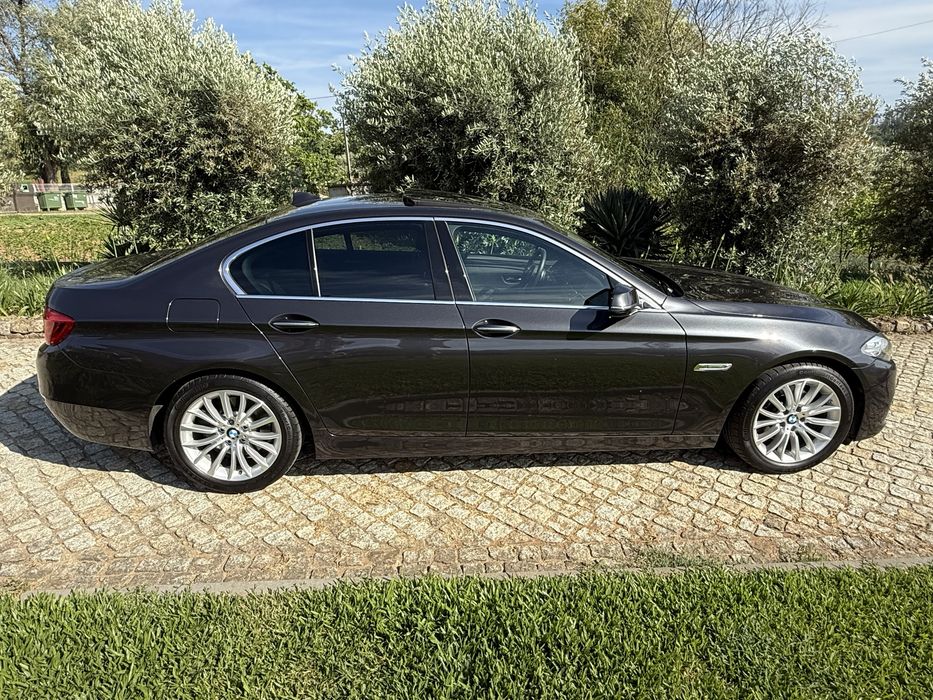 BMW  520 D  Luxury