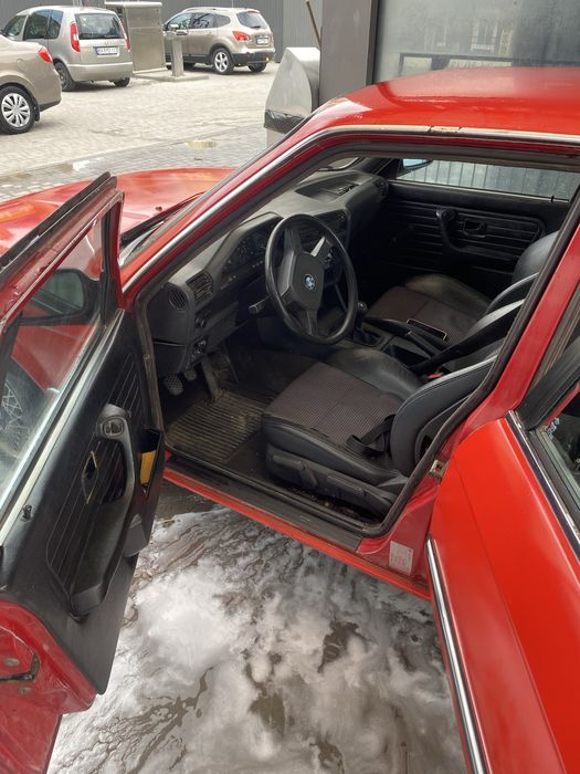 Продам авто bmw e30