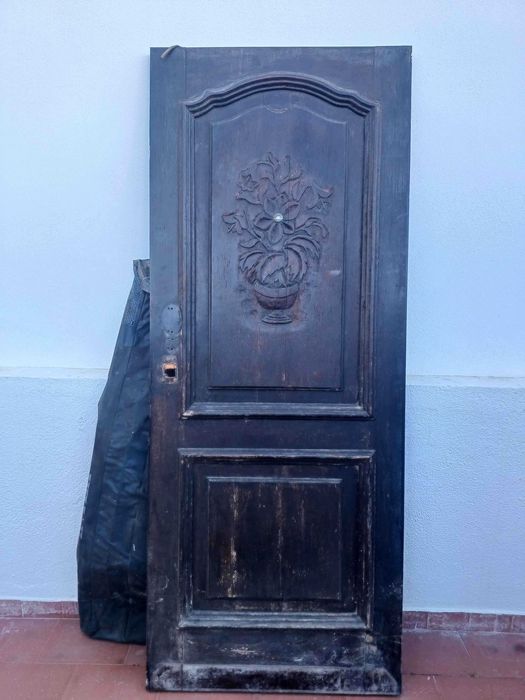 Porta de madeira maciça de carvalho