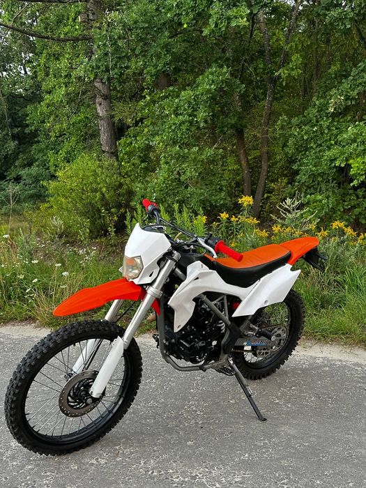 Skybike CRDX 200