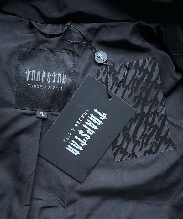 kurtka trapstar czarna