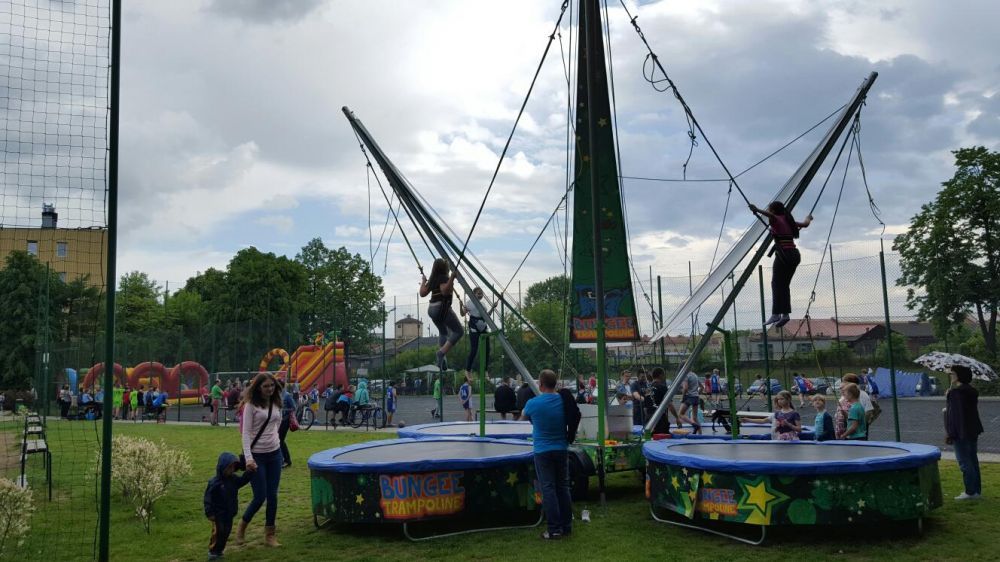 Wynajem Dmuchana zjeżdżalnia,karuzela,byk rodeo,eurobungee,
