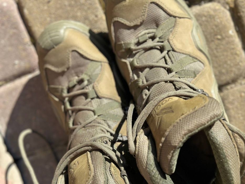 Демосизонні берци