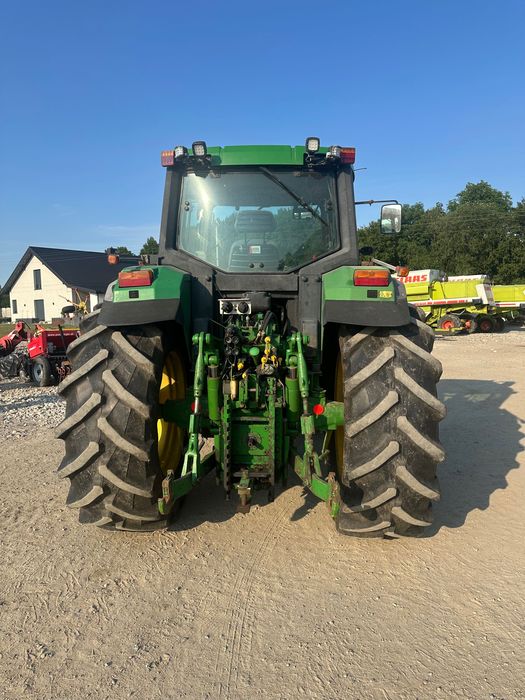 John Deere 6900