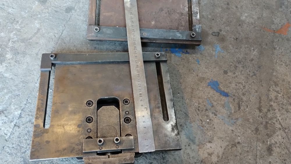 Тиски станочные.