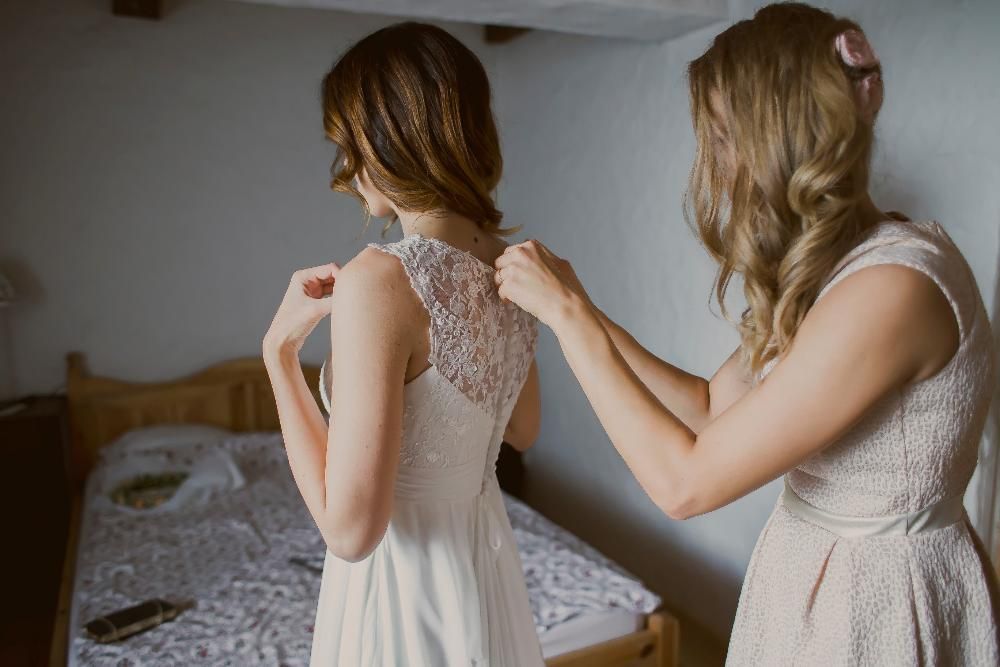 Suknia ślubna z muślinu Maxima S/36 z trenem rustykalna romantyczna