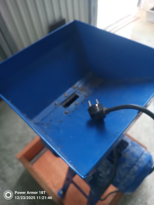 Moinho de cereais, Triturador de milho usado como novo