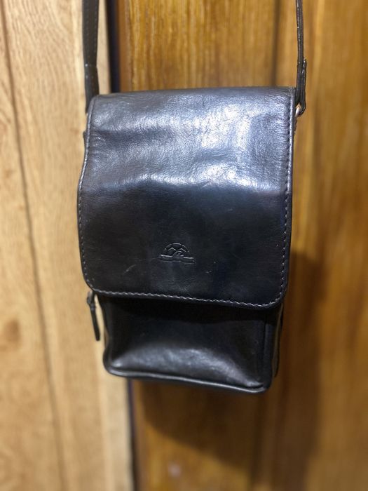 Шкіряна сумочка Toni Perotti в ідеальному стані