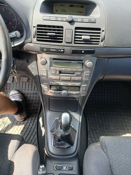 Toyota Avensis 2,0 diesel, 237 tyś/km