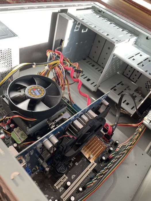 Продам рабочий системник