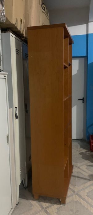 Móvel/Estante em ótimo estado