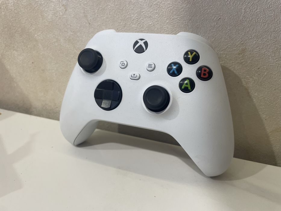 Джойстик xbox series повністю справний