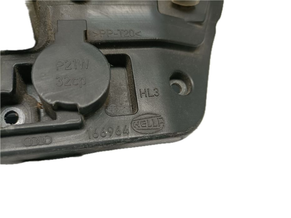 Suporte lâmpada direito AUDI A4 (8K2, B8)