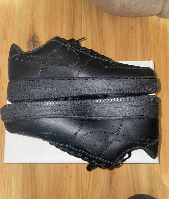 Nike Air Force 1 Black