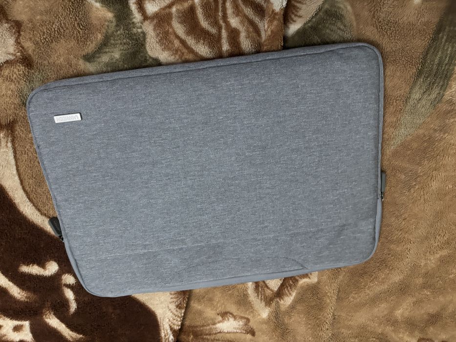 Сумка / чохол для MacBook 16" Ugreen (сіра, стан ідеальний)