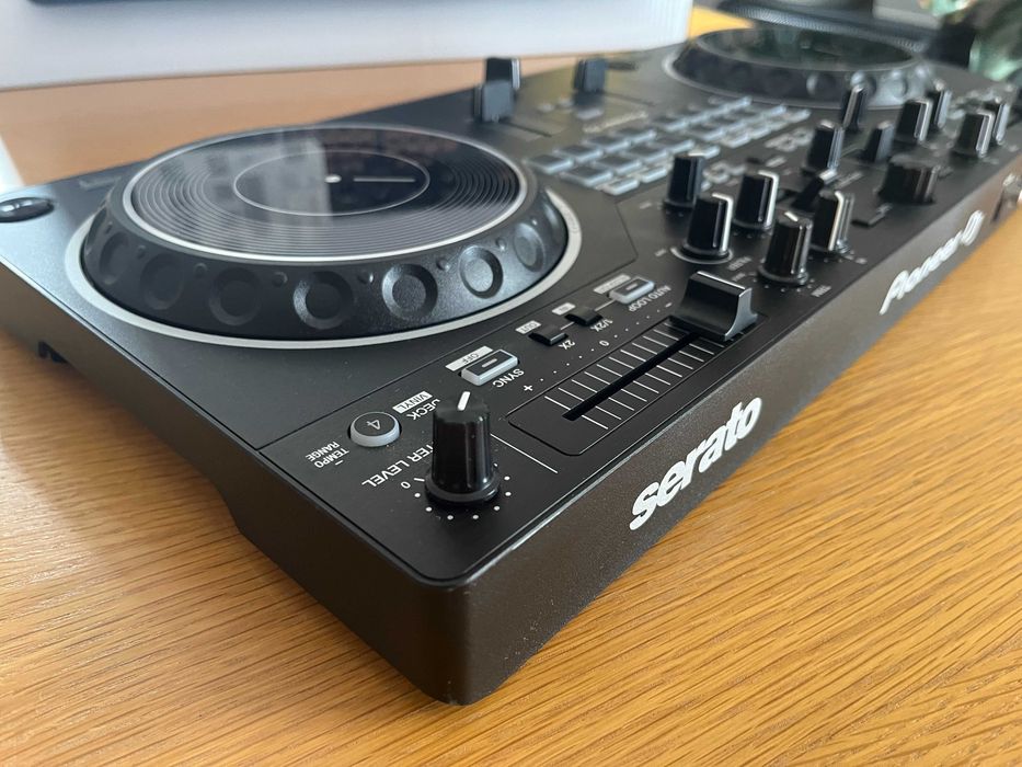 Mesa Controladora DJ DDJ-REV 1