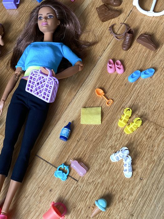 Lalki Barbie bobas Chelsea Skipper i ruchoma Teresa z akcesoriami