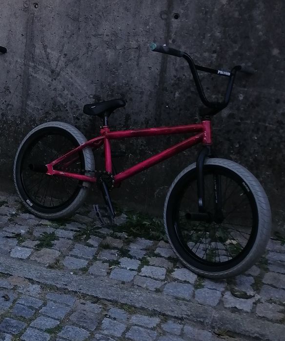 Bmx montada, peças de várias marcas de topo