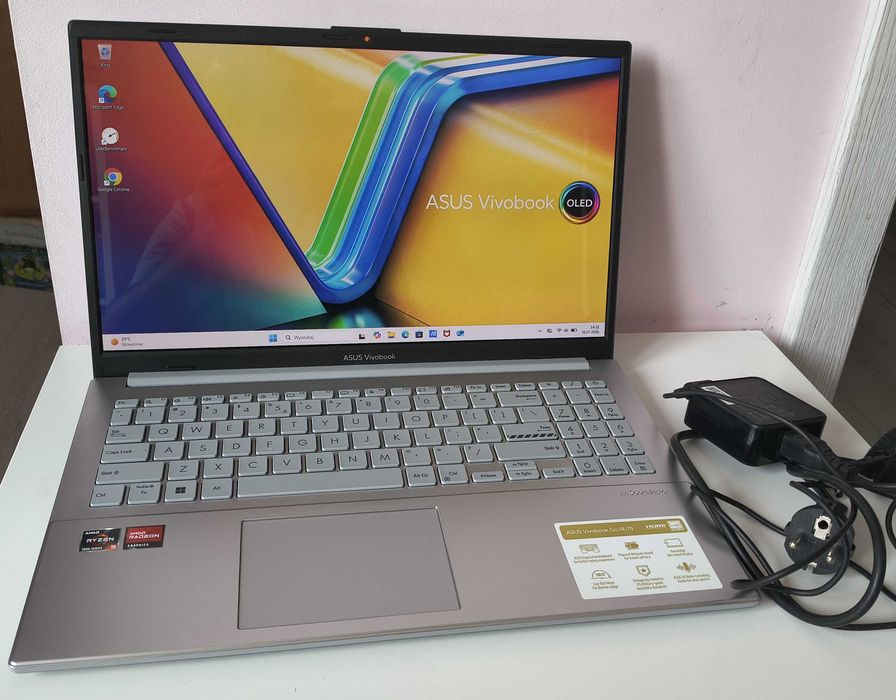 Laptop Asus VivoBook Go 15 E1504F 15,6"OLED! AMD Ryzen 5-7520U/16GB/512GB/Win11