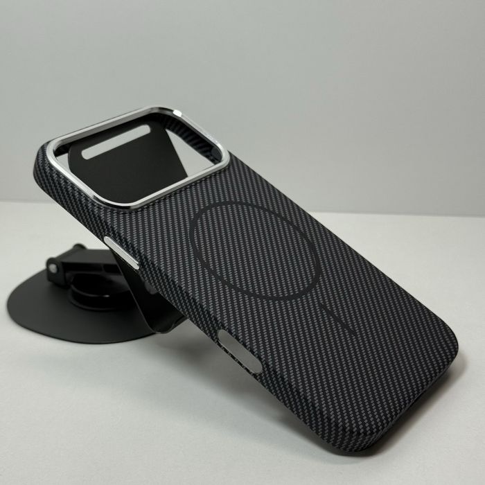Чехол iphone 17 pro max чорный карбоновый магсейф. Чохол айфон 17 про
