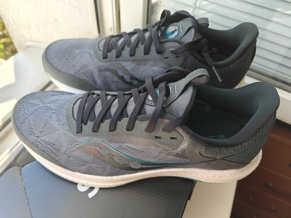 Кросівки Saucony Men's Freedom 5, розмір 9,5