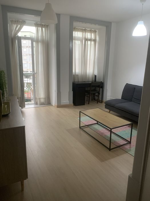Aluga-se quarto a estudante em coimbra